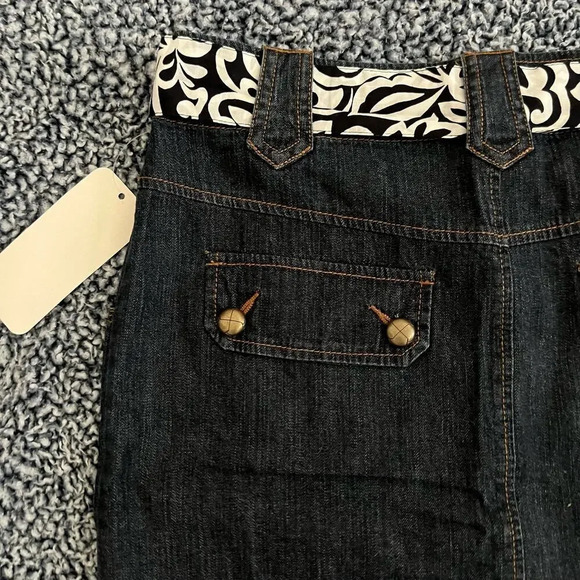 NWT - Krush - Women’s Jean Skirt - Size 2 - Picture 8 of 8